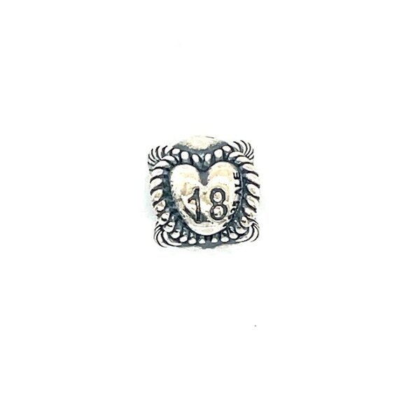 Pandora Hearts Number 18 Charm - Picture 1 of 3